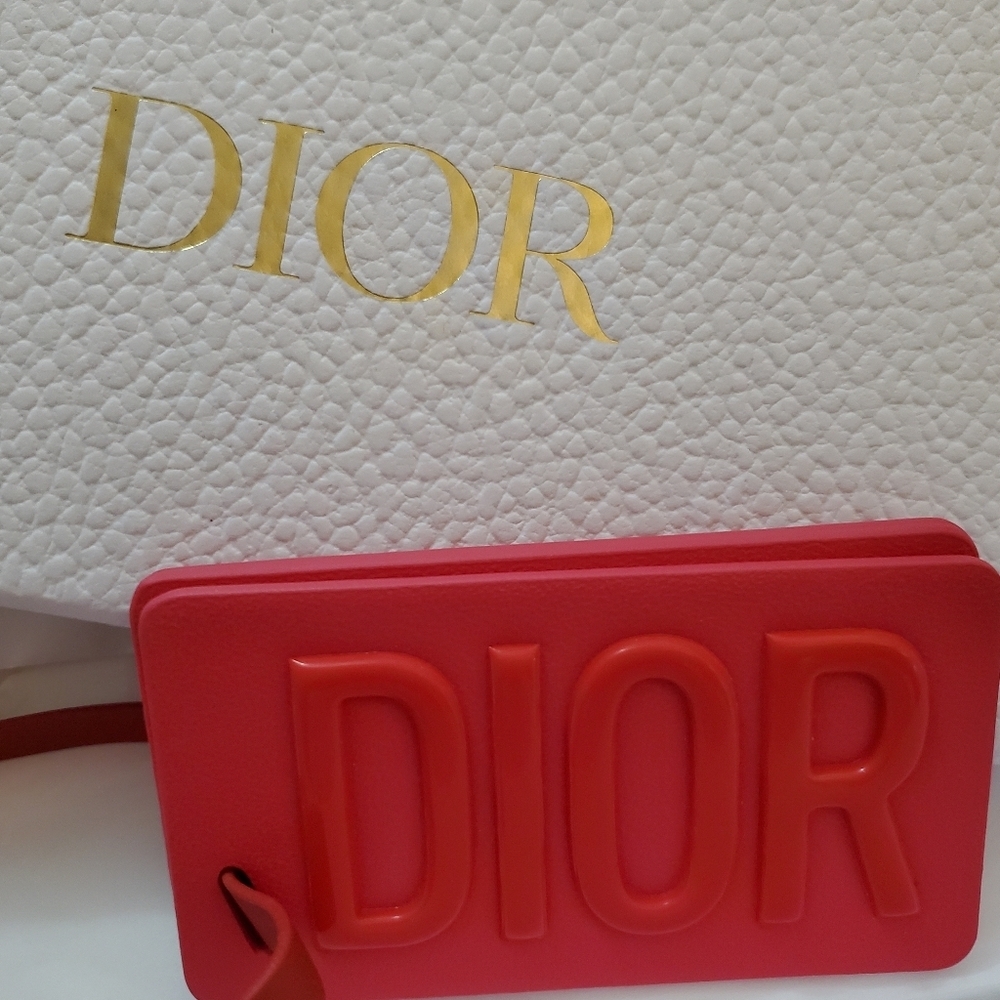New Dior Beauty White Leather Luggage Travel Tag & Compact Mirror Set VIP GWP